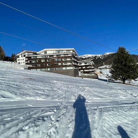 Utulny Apartman Triangel 50M Od Lyziarskeho Vleku Zahradky Donovaly Exterior foto
