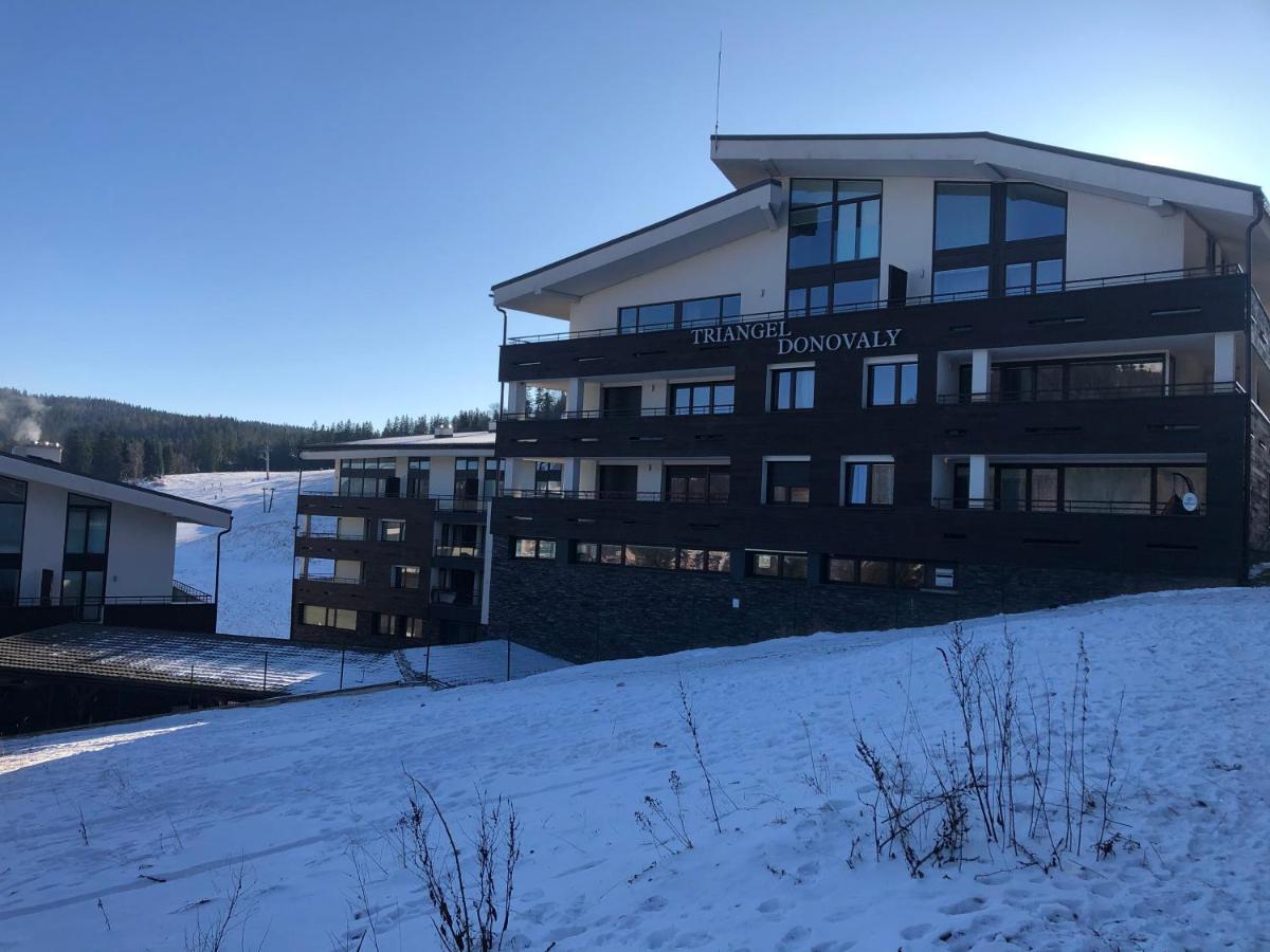 Utulny Apartman Triangel 50M Od Lyziarskeho Vleku Zahradky Donovaly Exterior foto